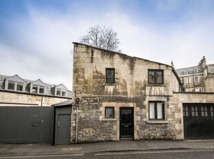 Detached house to rent in Crescent Lane, Bath BA1