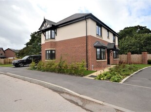 Detached house to rent in Elmwood Drive, Congleton CW12