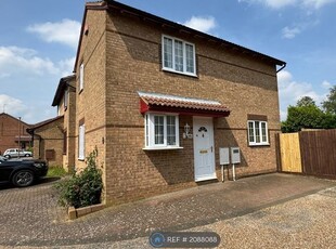 Detached house to rent in Hexham Gardens, Bletchley, Milton Keynes MK3
