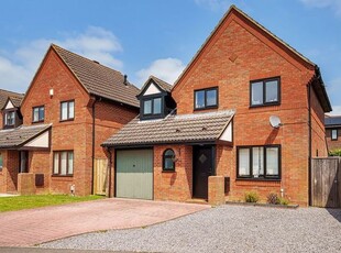 Detached house to rent in Knollys Close, Abingdon OX14