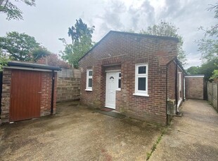 Detached house to rent in Paynes Road, Southampton SO15