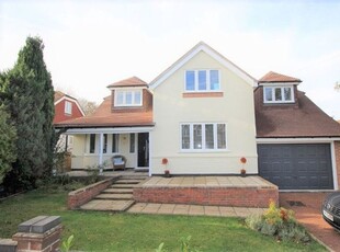 Detached house to rent in Robyns Way, Sevenoaks TN13