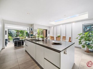 End terrace house for sale in Elm Bank, Dickenson Road N8