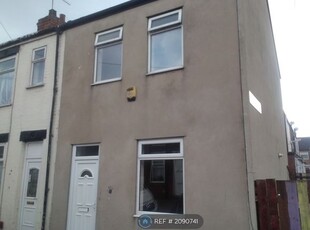 End terrace house to rent in Lorraine Street, Hull HU8