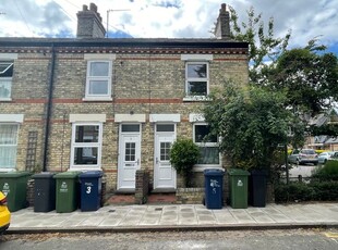End terrace house to rent in Petworth Street, Cambridge CB1