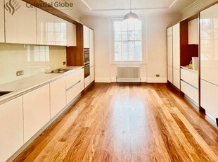 Flat for sale in St. Georges Square, London SW1V