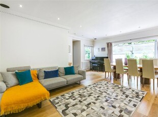 Flat for sale in Sutherland Avenue, Maida Vale, London W9