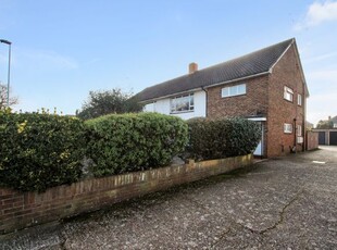 Flat to rent in Aldsworth Avenue, Goring-By-Sea BN12