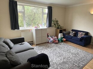 Flat to rent in Barlow Moor Court, West Didsbury M20