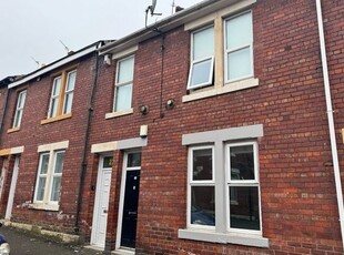 Flat to rent in Barrasford Street, Wallsend NE28