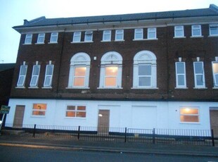 Flat to rent in Brasshouse Lane, Smethwick B66