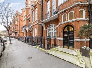 Flat to rent in Cadogan Gardens, London SW3