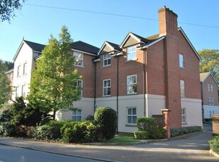 Flat to rent in Delancey Court, Wimblehurst Road, Horsham, West Sussex RH12