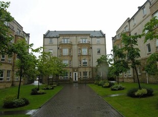 Flat to rent in Dicksonfield, Edinburgh EH7