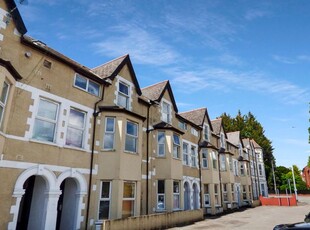 Flat to rent in Ely Road, Cardiff CF5