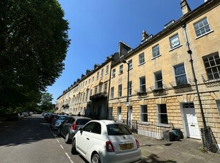 Flat to rent in Green Park, Bath BA1
