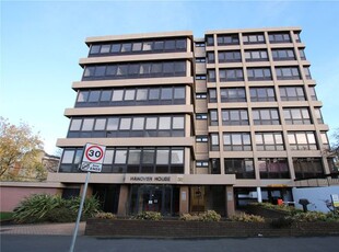 Flat to rent in Hanover House, 202 Kings Road, Reading, Berkshire RG1