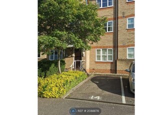 Flat to rent in Hilda Wharf, Aylesbury HP20