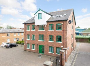 Flat to rent in Holters Mill, The Spires, Canterbury CT2