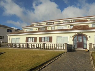 Flat to rent in King Edward Bay Apartments, Sea Cliff Road, Onchan, Isle Of Man IM3