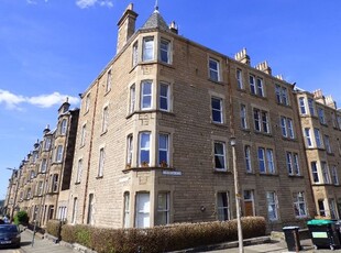 Flat to rent in Merchiston Grove, Shandon, Edinburgh EH11