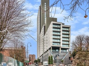 Flat to rent in Oxygen Tower, 50 Store Street, Manchester, Greater Manchester M1