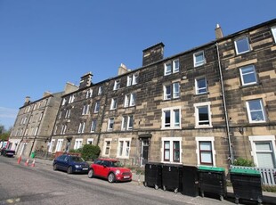 Flat to rent in Robertson Avenue, Gorgie, Edinburgh EH11