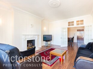 Flat to rent in St. Johns Wood Court, St. Johns Wood Road, London, Greater London NW8