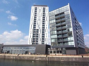 Flat to rent in The Quays, Salford Quays M50