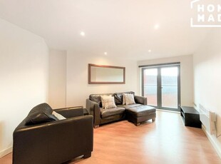 Flat to rent in Waterside Apartments, Leeds LS12