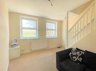 Maisonette to rent in Ditchling Road, Brighton BN1