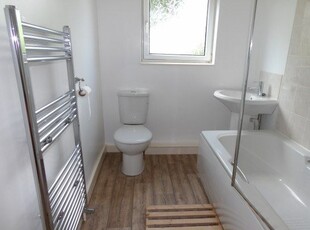Property to rent in Clay Cross, Chesterfield S45