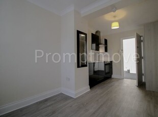 Property to rent in Pomfret Avenue, Luton LU2