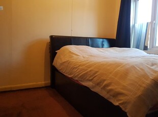 Room to rent in Eton Road, Balsall Heath, Birmingham B12
