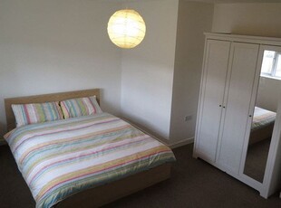 Room to rent in Filton Avenue, Filton, Bristol BS34