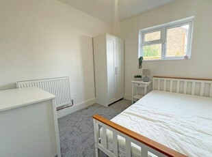 Room to rent in Kempston Road, Bedford MK42