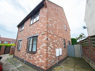 Semi-detached house to rent in Beck Lane, Keyingham HU12