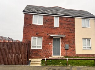 Semi-detached house to rent in Forest Road, Sunderland SR4