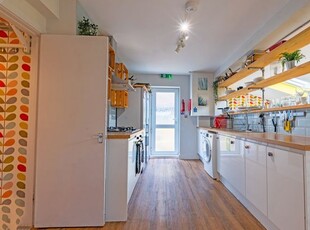 Semi-detached house to rent in Southall Avenue, Brighton BN2