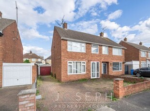 Semi-detached house to rent in Thanet Road, Ipswich IP4