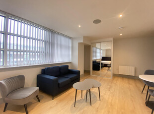 Studio flat for rent in Mercantile House, Uxbridge M, Greater London, UB8