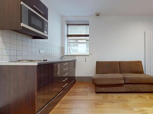 Studio flat for rent in West End Lane, NW6