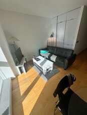 Studio flat to rent Canary Wharf, Blackwall, E14 9JA