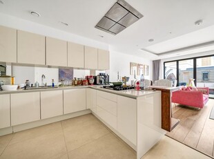 Terraced house for sale in Farm Lane, London SW6