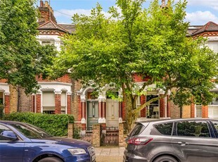Terraced house for sale in Rosenau Crescent, London SW11