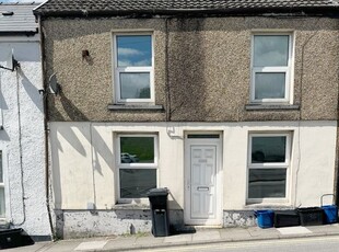 Terraced house to rent in 37 Victoria Street, Merthyr Tydfil CF48