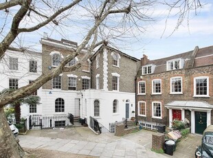 Terraced house to rent in Colebrooke Row, London N1