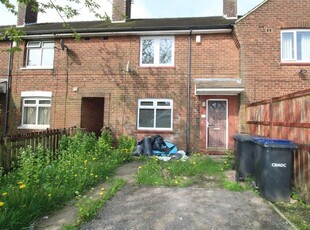 Terraced house to rent in Crossdale Avenue, Bradford BD6