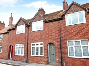 Terraced house to rent in High Street, Hungerford, Berkshire RG17