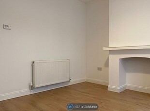 Terraced house to rent in Meredith Street, Crewe CW1